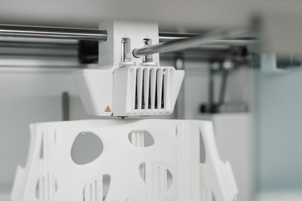 The benefits of investing in 3D printing technology